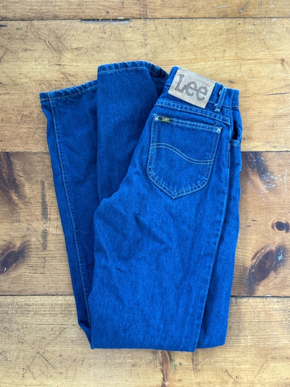 Lee vintage 90’s high waisted Straight Leg Jeans in Classic Blue Denim